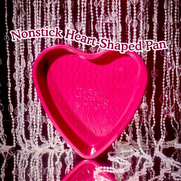 Sweetheart Heart Shaped Cake Pan Nonstick Pink 9.7 Inch Oven Safe Durable - Picture 6 of 7